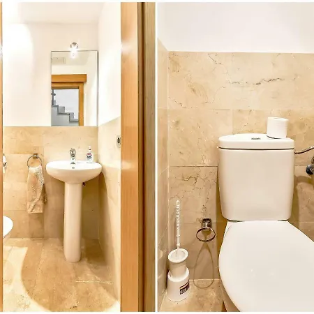 Townhouse 2 Bedrooms On The First Line Сasa de vacaciones *